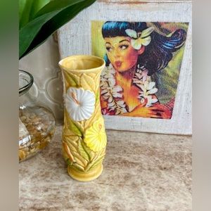 🌺 SUPER CUTE HIBISCUS SMALL VASE 🌺
